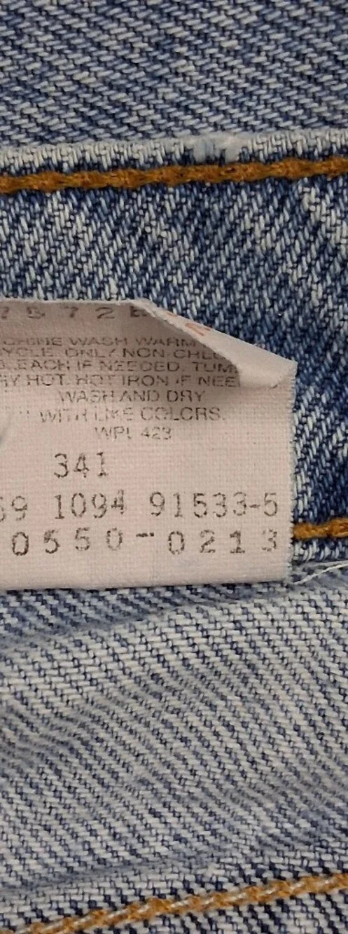 Vintage Orange Tab 550 Levi's Straight-Leg Jeans in Light Blue Denim